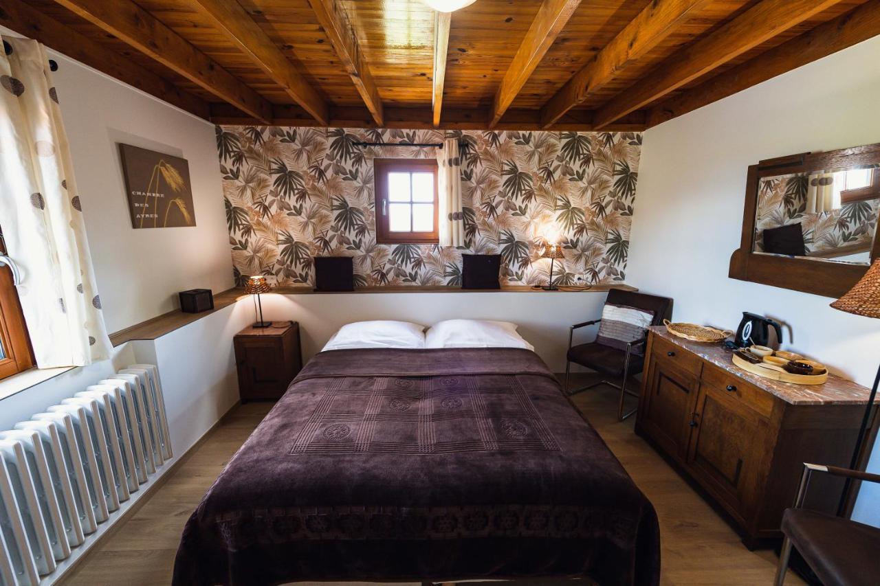 Maison D'Hote La Grange Aux Ayres Olloix Dış mekan fotoğraf
